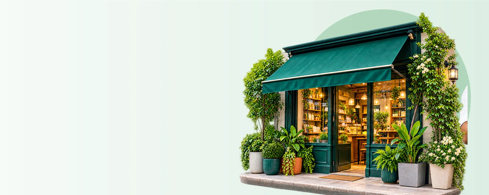 Fachada de un negocio local con toldo verde