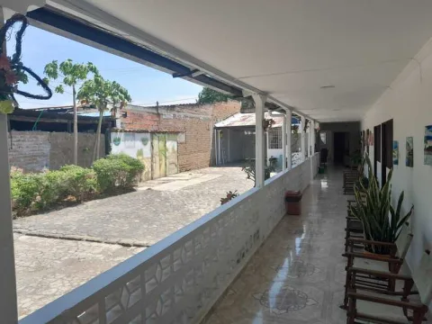 HOSPEDAJE REAL TARQUI