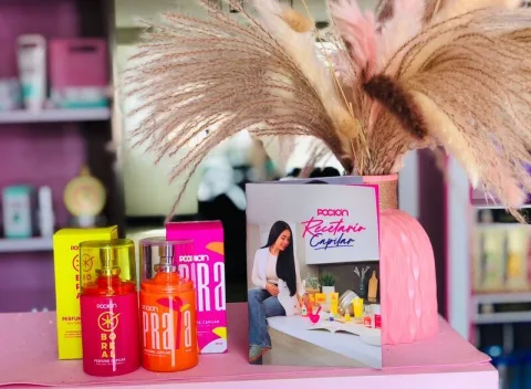 MARIA E. DETALLES Y COSMÉTICOS